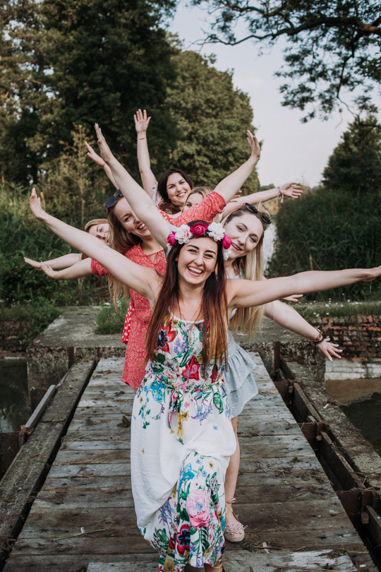 plenerowa sesja panieńska nad Stawami Milickimi nieopodal Ostrowa Wielkopolskiego